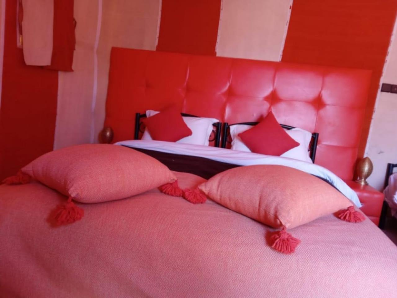 Exceptional Luxury Camp Hotel Merzouga Bagian luar foto