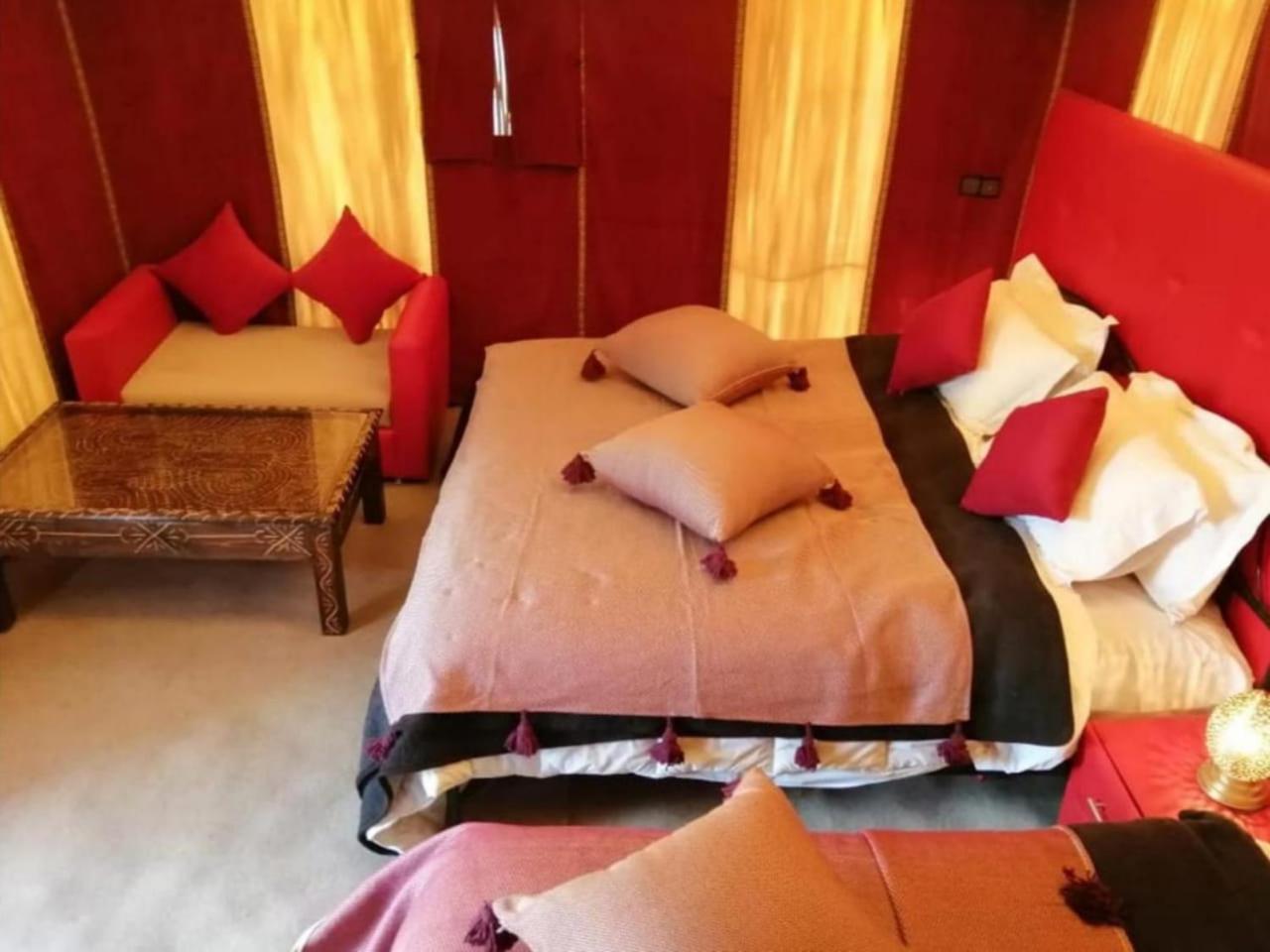 Exceptional Luxury Camp Hotel Merzouga Bagian luar foto