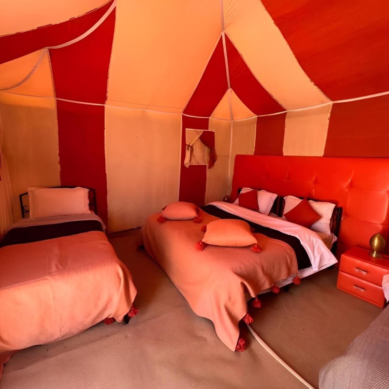 Exceptional Luxury Camp Hotel Merzouga Bagian luar foto