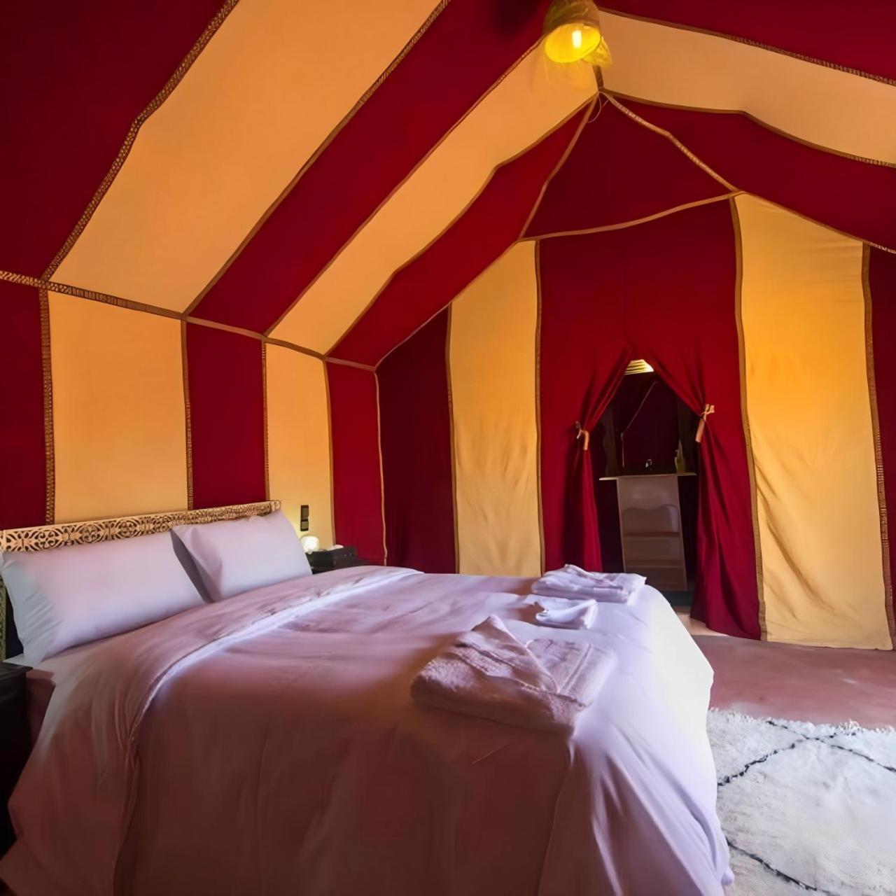 Exceptional Luxury Camp Hotel Merzouga Bagian luar foto
